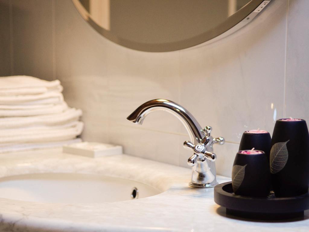 コルトーナ Casa Ambraアパートホテル 部屋 写真