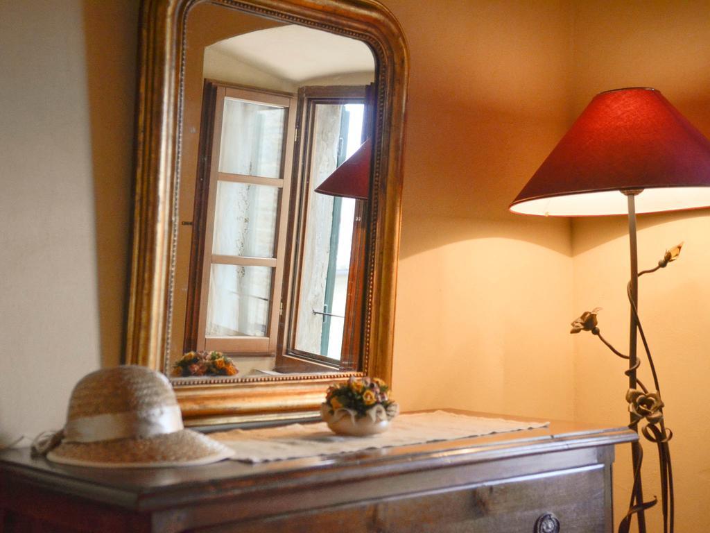 コルトーナ Casa Ambraアパートホテル 部屋 写真