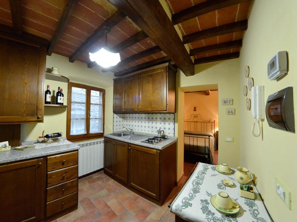 コルトーナ Casa Ambraアパートホテル 部屋 写真