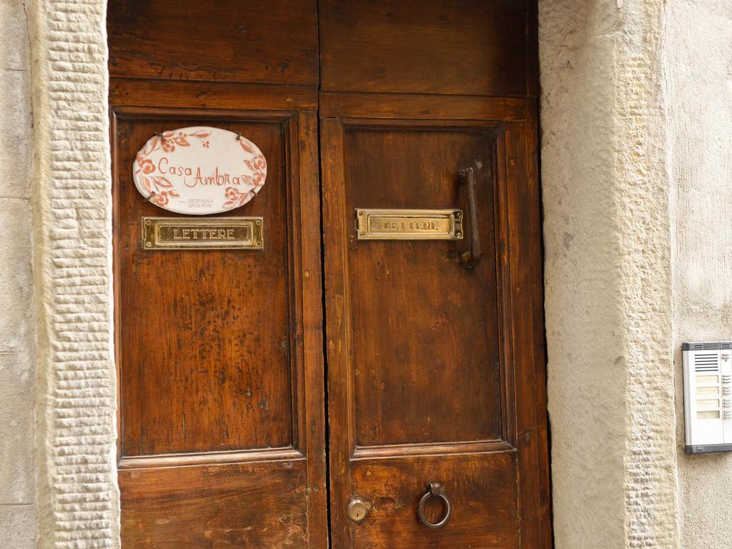 コルトーナ Casa Ambraアパートホテル 部屋 写真