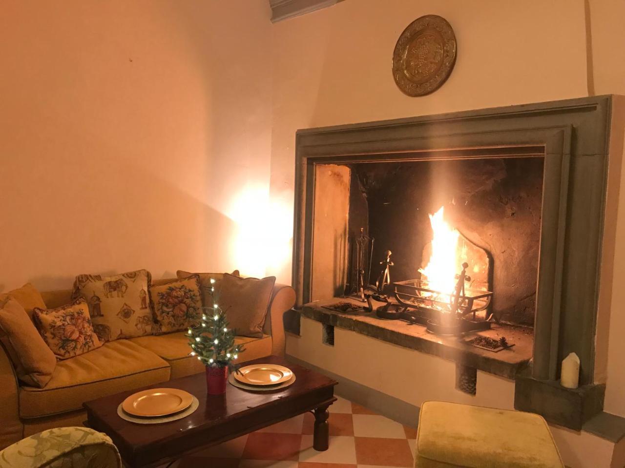 コルトーナ Casa Ambraアパートホテル エクステリア 写真